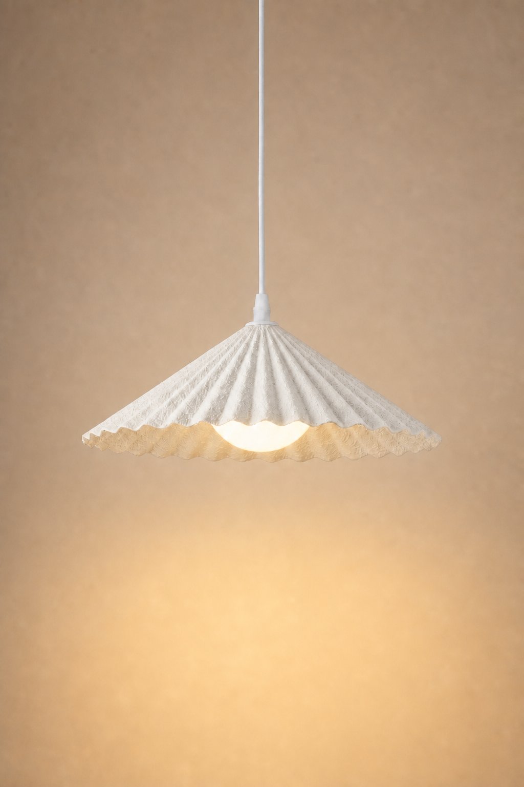 Maison Moya - Origami Pleated Plaster Pendant Lamp - Blanc Craie