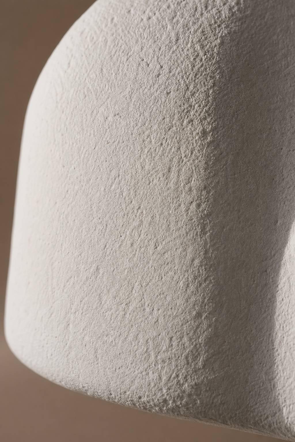 Maison Moya - Selle Saddle Sculptural Pendant Lamp - closeup surface