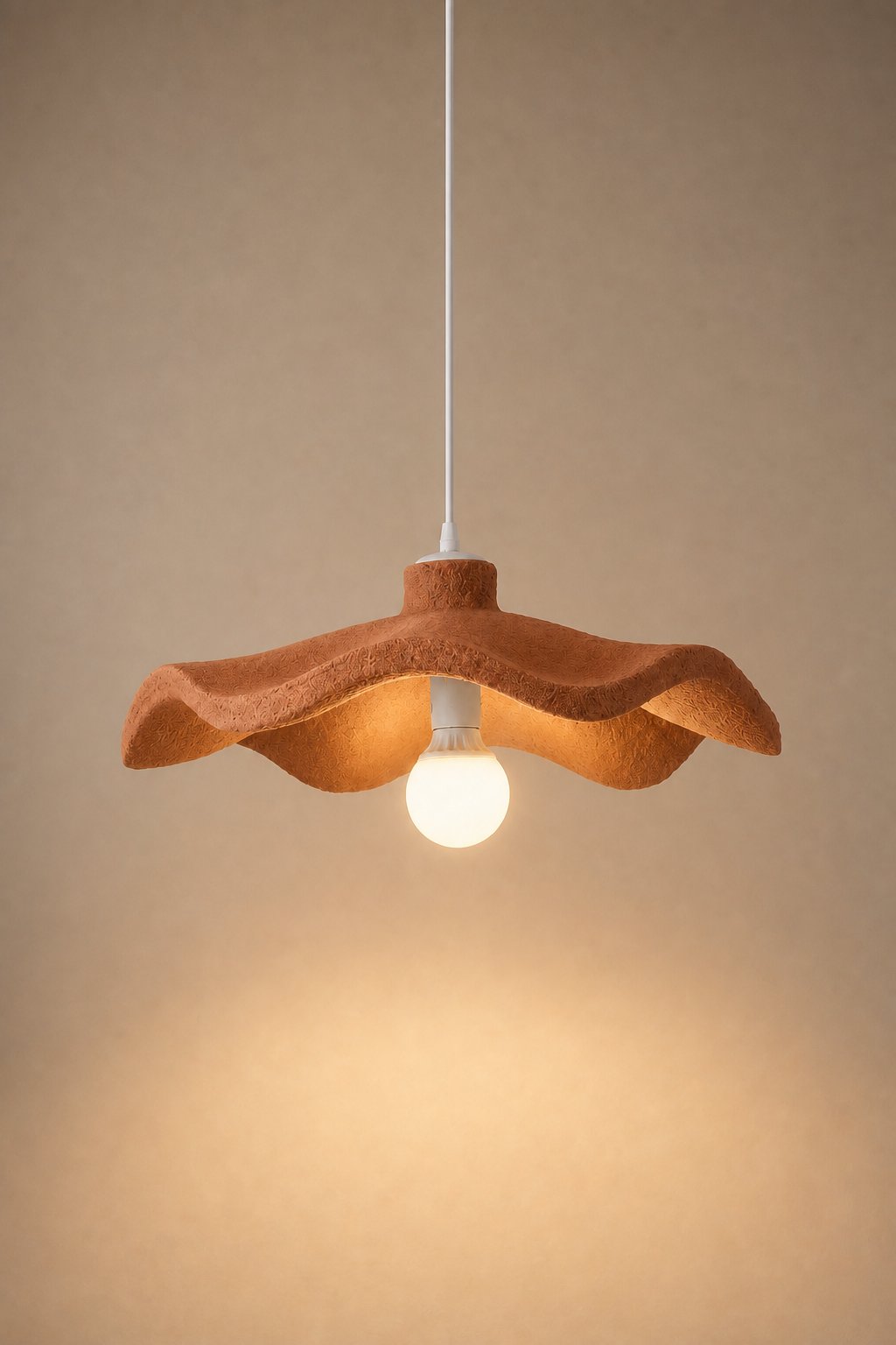 Maison Moya - vague-wavy-disc-pendant - Brun Argile