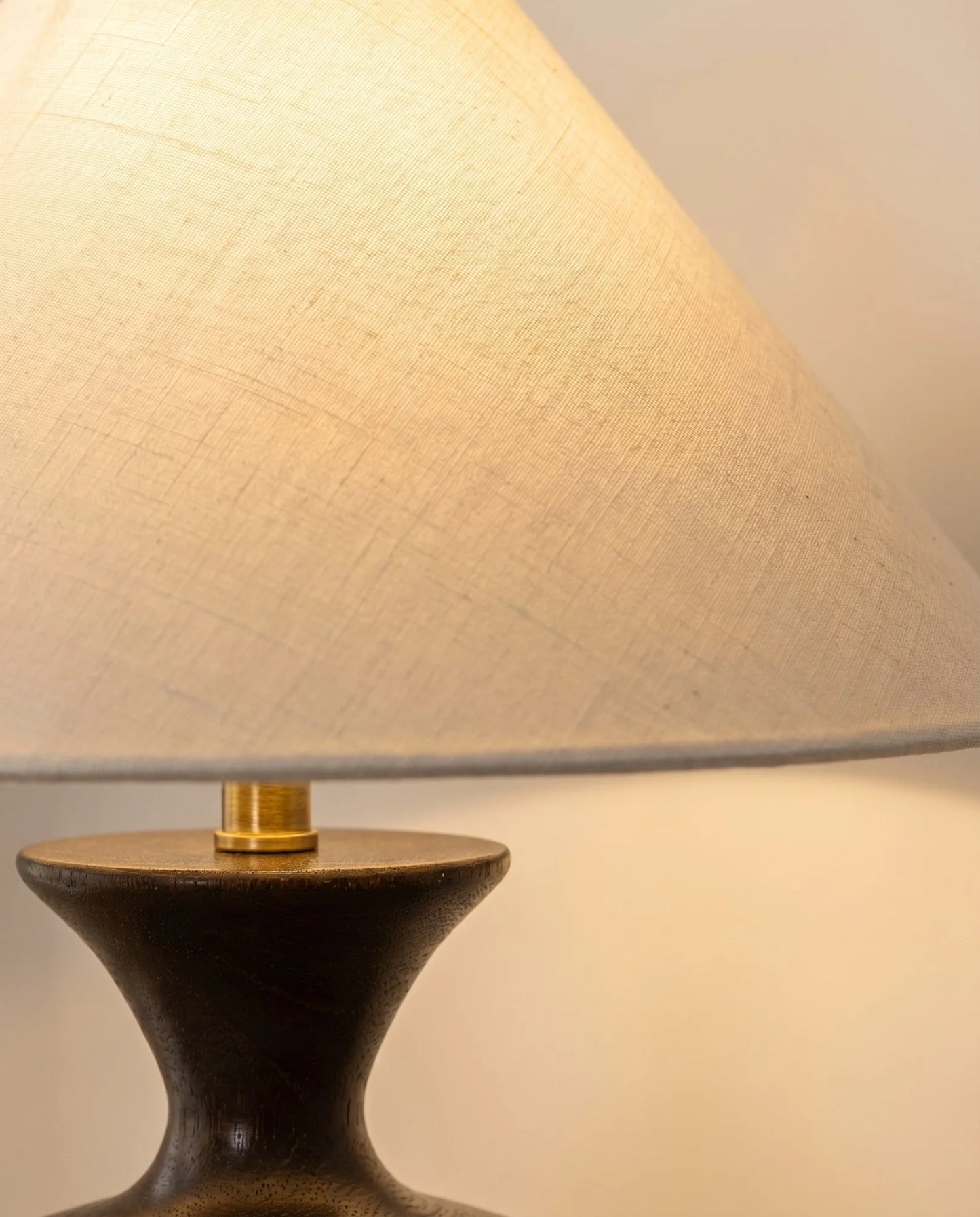 Maison Moya - Sablier Turned Wood Table Lamp - 03 closeup-top