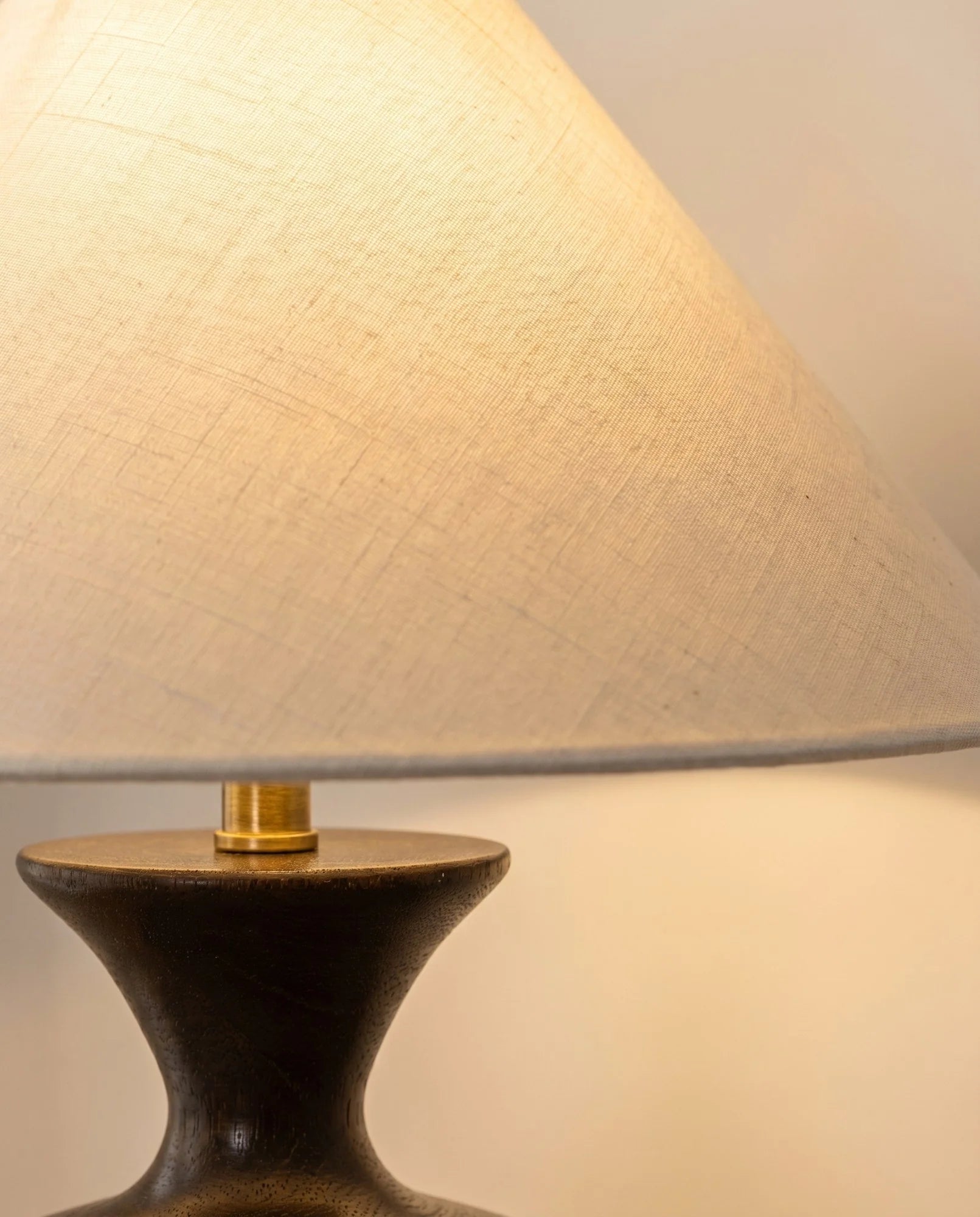 Maison Moya - Sablier Turned Wood Table Lamp - 03 closeup-top