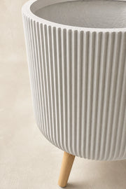 Maison Moya — Trépied Ribbed Planter — détail matière et rebord