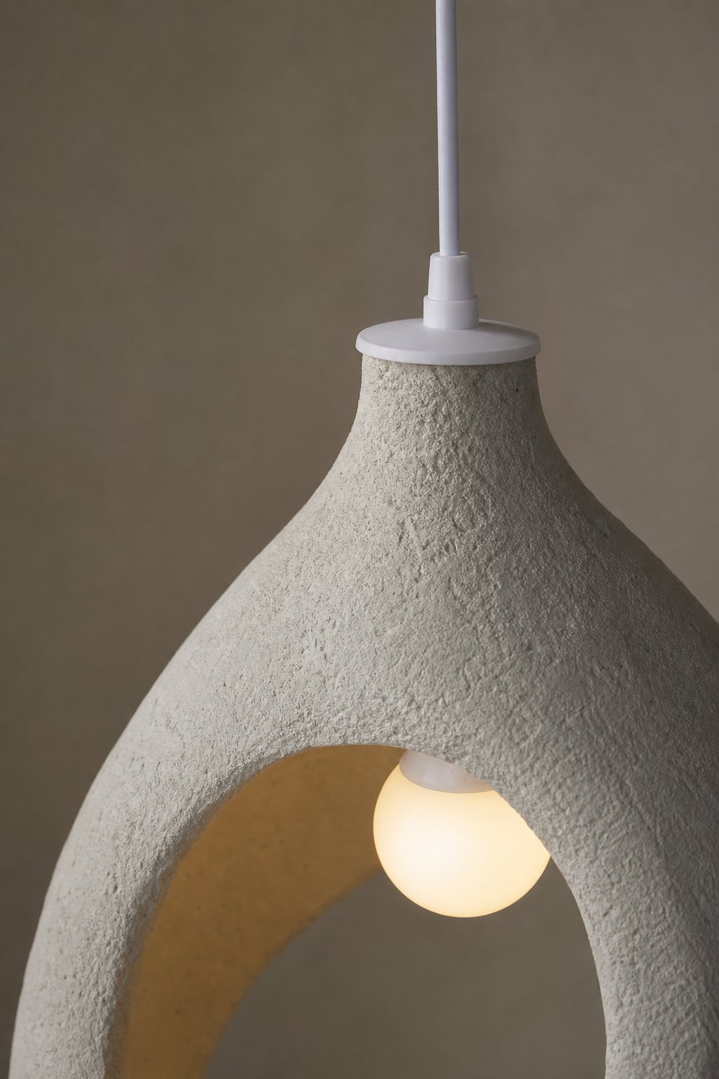 Maison Moya - Anneau Open-Form Sculptural Pendant Lamp - closeup detail